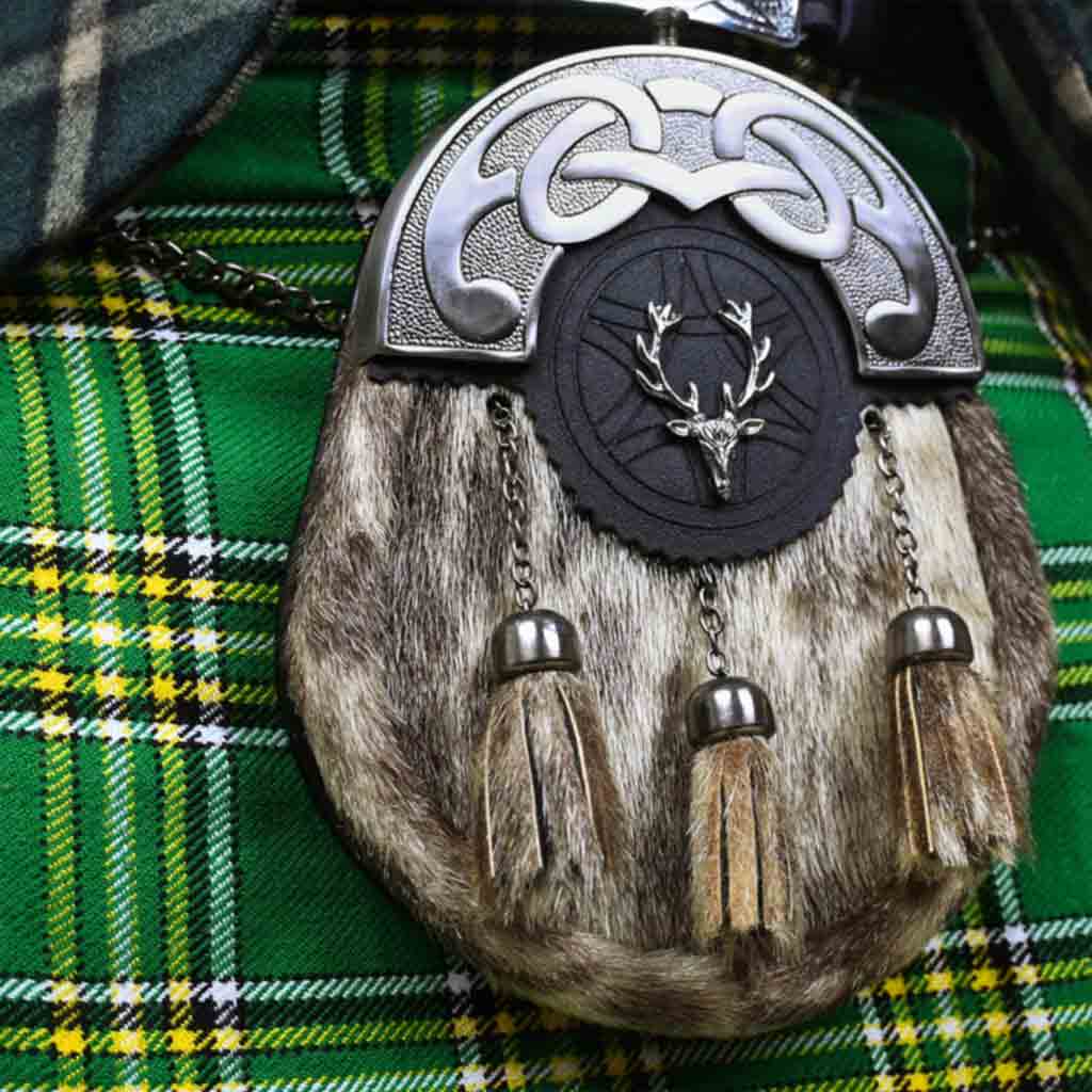Traditional kilt sporran with natural fur