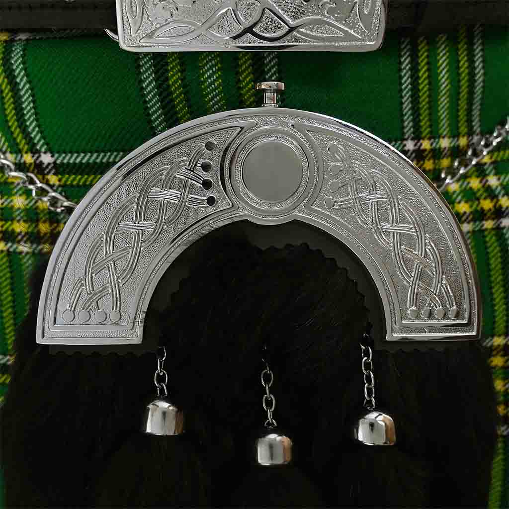 Black fur sporran for Highland dress